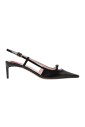 escarpins-noirs-en-cuir-verni-a-talons-hauts