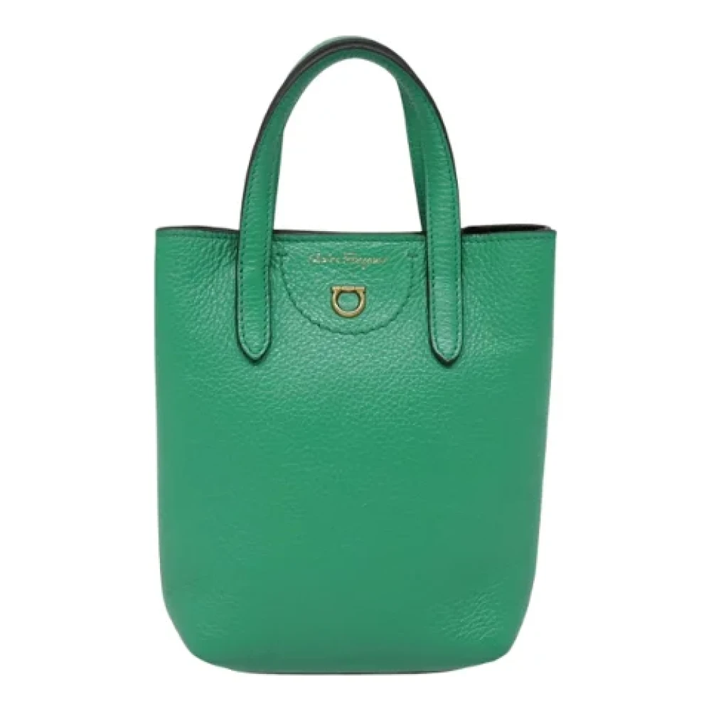 Salvatore Ferragamo Pre-owned Leather handbags Green Dames