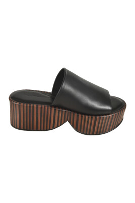black-sandals-for-women