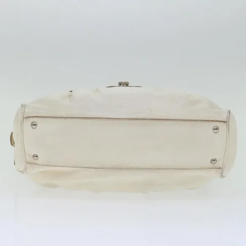 Salvatore Ferragamo Pre-owned Leather shoulder-bags Beige Dames