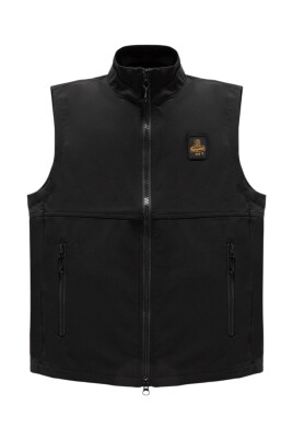 black-sleeveless-vest-for-men