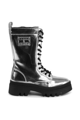 elegant-grey-womens-boots