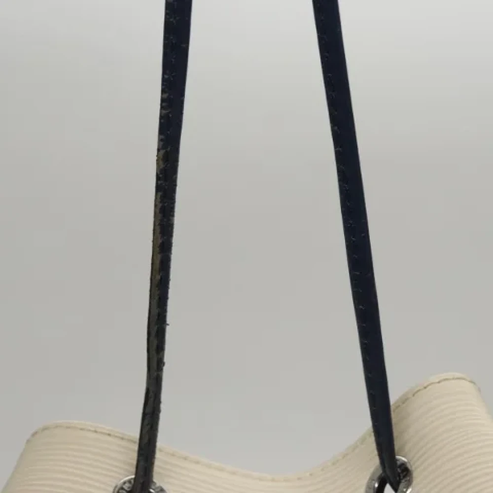 Louis Vuitton Vintage Pre-owned Leather louis-vuitton-bags White Dames