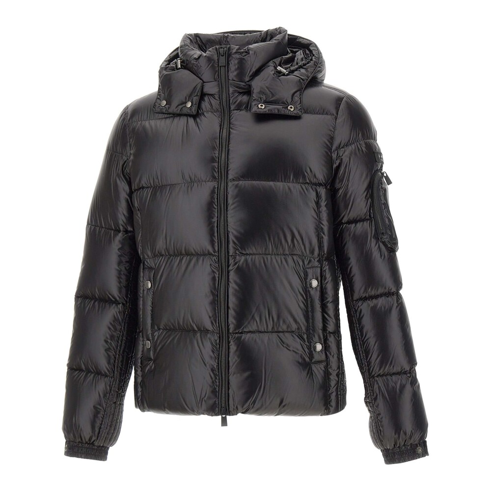 Shop fashion from Tatras online at Miinto