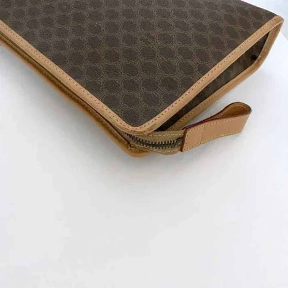 Celine Vintage Pre-owned Canvas clutches Brown Dames