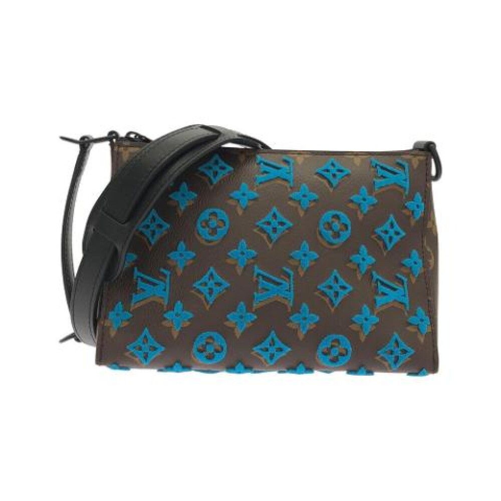 Shop fashion from Louis Vuitton Vintage online at Miinto