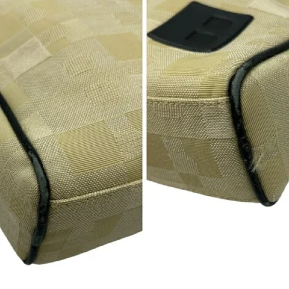 Bally Pre-owned Fabric shoulder-bags Beige Dames