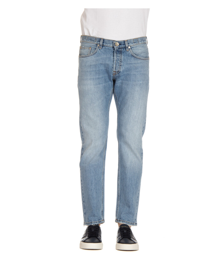 slim-fit-jeans