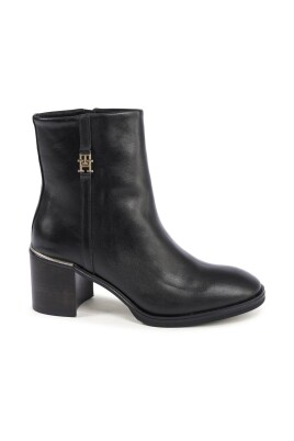 black-leather-ankle-boots