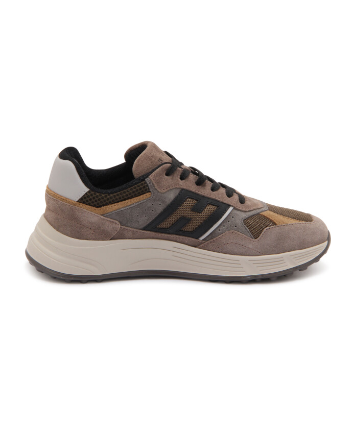 chaussures-hyperlight-a-lacets-avec-memory-foam