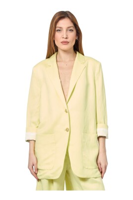 gron-blazer-med-enkelknappt-stangning