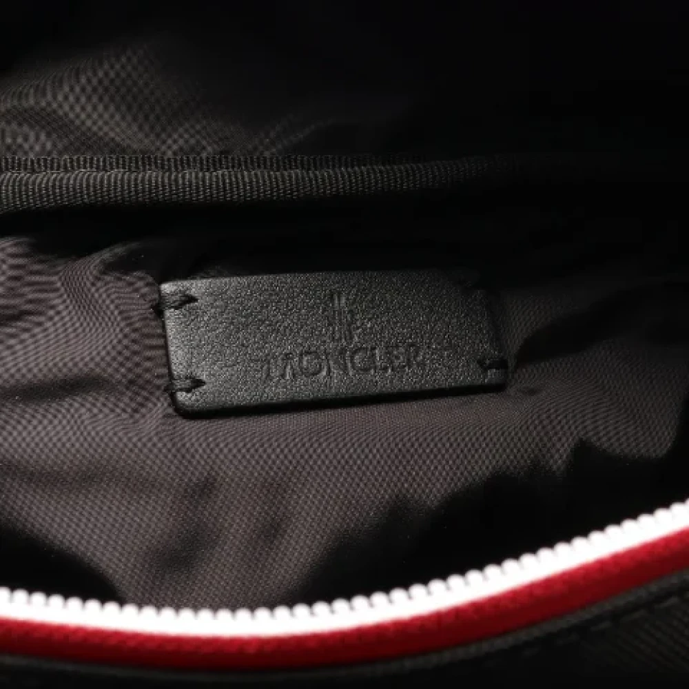 Moncler Pre-owned Canvas shoulder-bags Black Dames