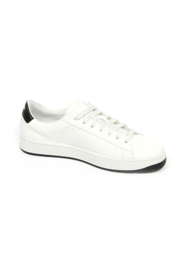 chaussures-en-cuir-a-lacets