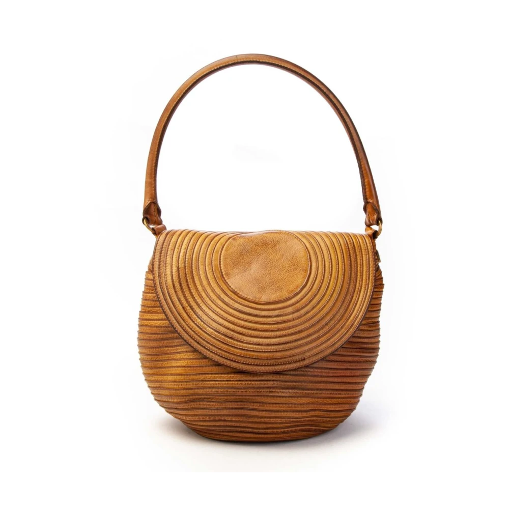 Majo Leren schoudertas met magnetische sluiting Beige Dames