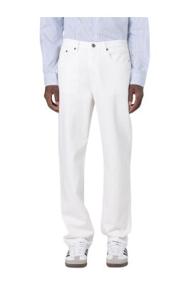 classic-relaxed-fit-white-jeans
