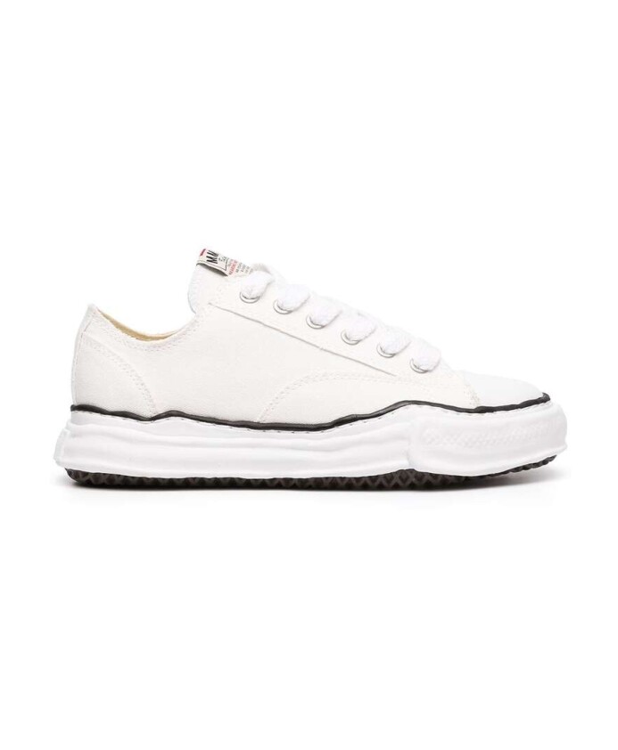 sneakers-blanches-en-toile-avec-embout-en-caoutchouc