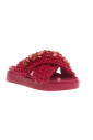 sandalen-met-gekruiste-bandjes-in-fuchsia