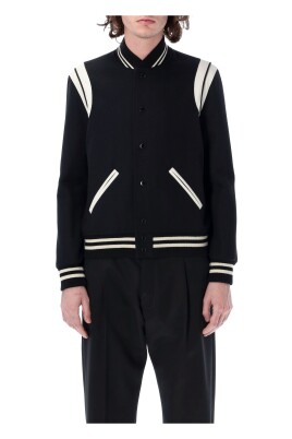 luxurious-black-teddy-jacket-aw24