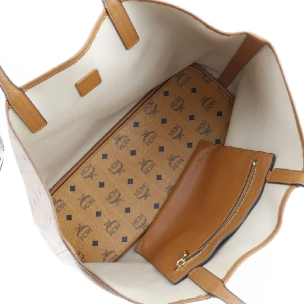 MCM Pre-owned Canvas totes Brown Dames