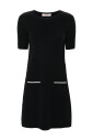 elegante-robe-noire-au-design-unique