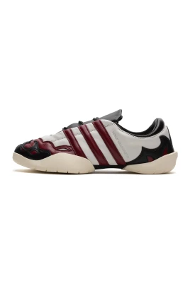 Regu 2002 Orbit Sneakers Collegiate