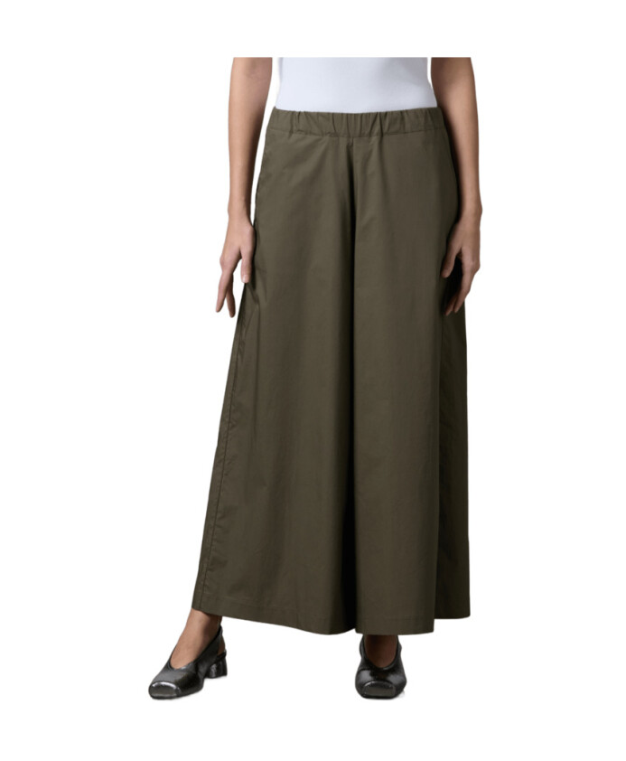 militar-green-trousers-casual-style