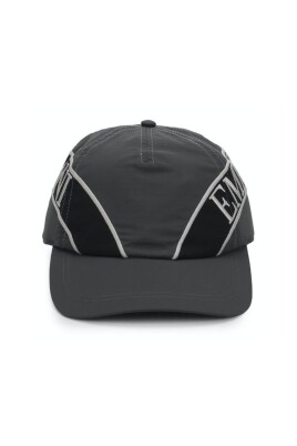 stylish-grey-hats-and-beanies-for-men