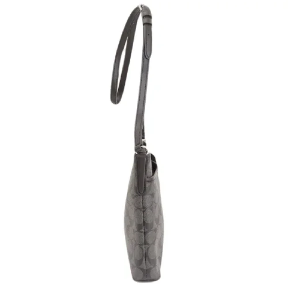 Coach Pre-owned Canvas shoulder-bags Black Dames
