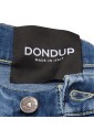 slim-fit-jeans