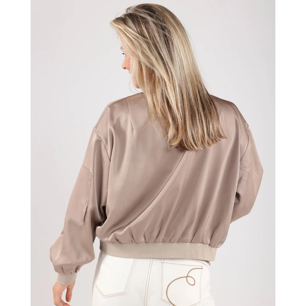 Nukus Stijlvolle Noell Bomberjas voor vrouwen Beige Dames