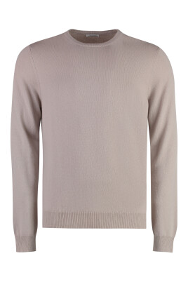 luxury-cashmere-sweater-with-ribbed-edges