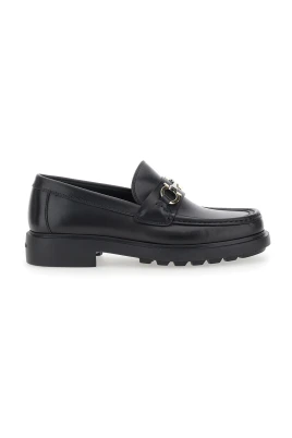 Svarta Loafers med Gancini Plaque