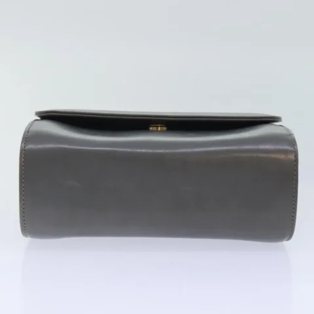 Salvatore Ferragamo Pre-owned Leather shoulder-bags Gray Dames
