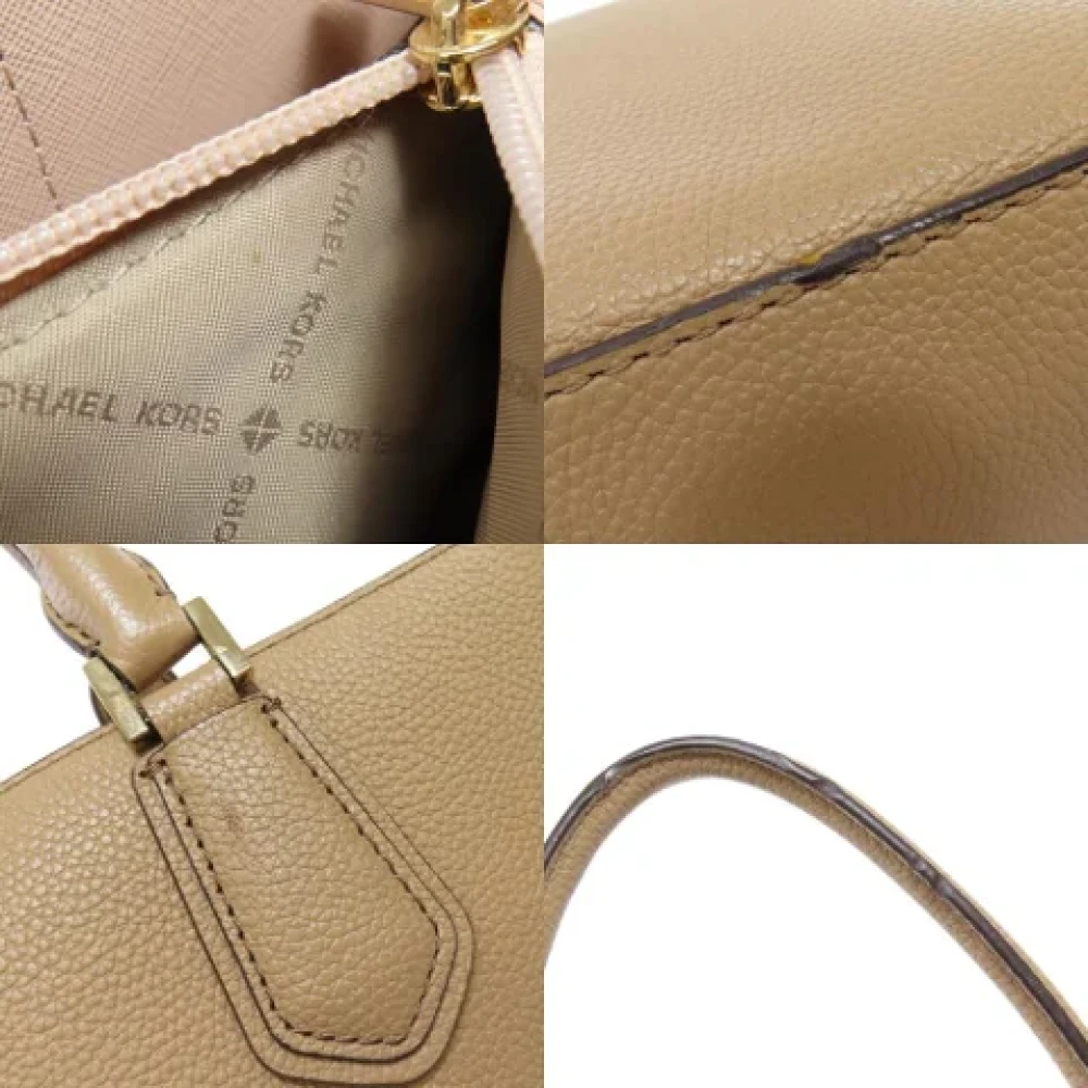 Michael Kors Pre-owned Leather handbags Beige Dames