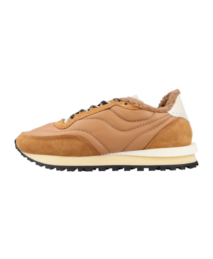 tenkei-polar-fleece-sneakers