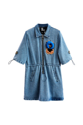 robe-streetwear-en-denim-avec-attitude