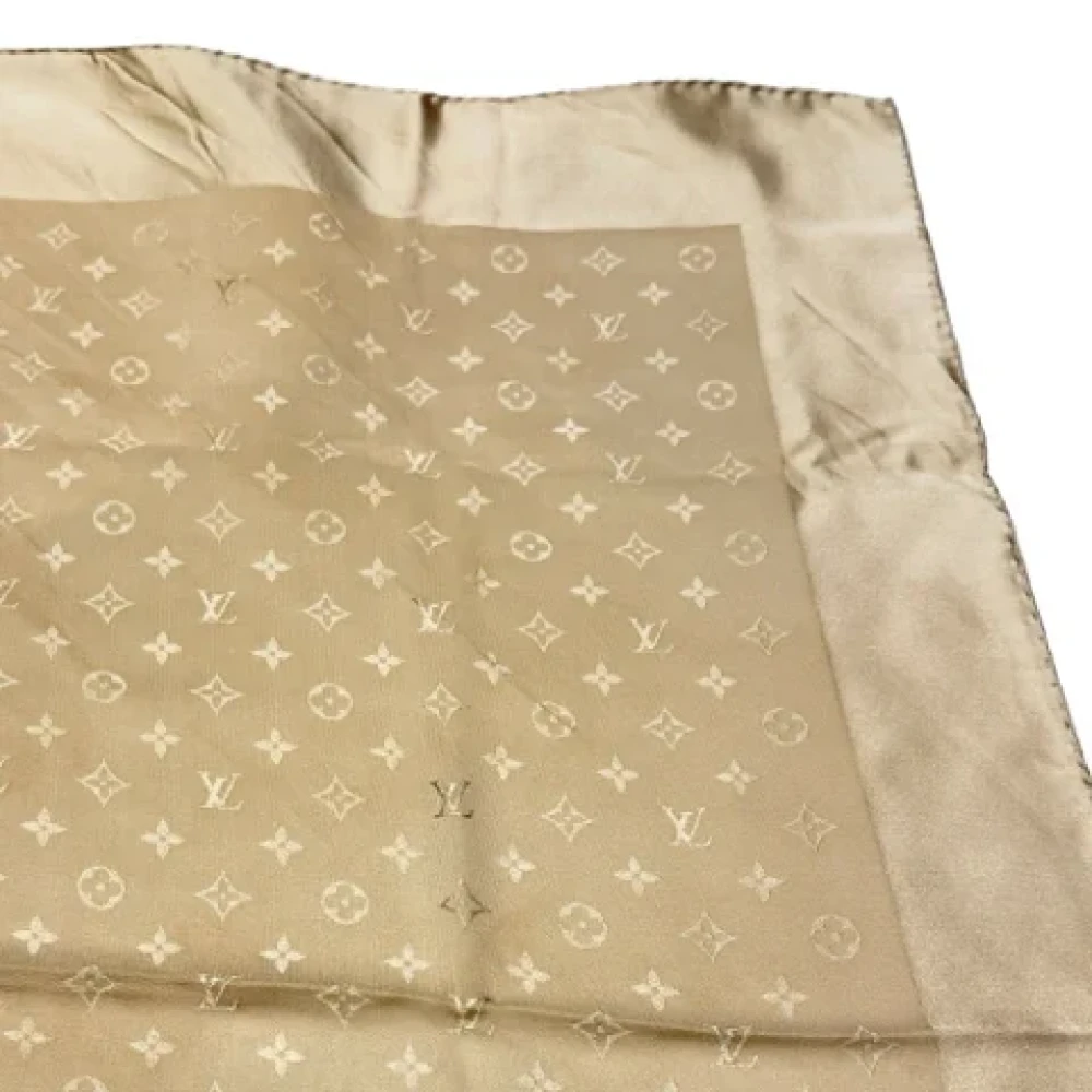 Louis Vuitton Vintage Pre-owned Silk scarves Brown Dames