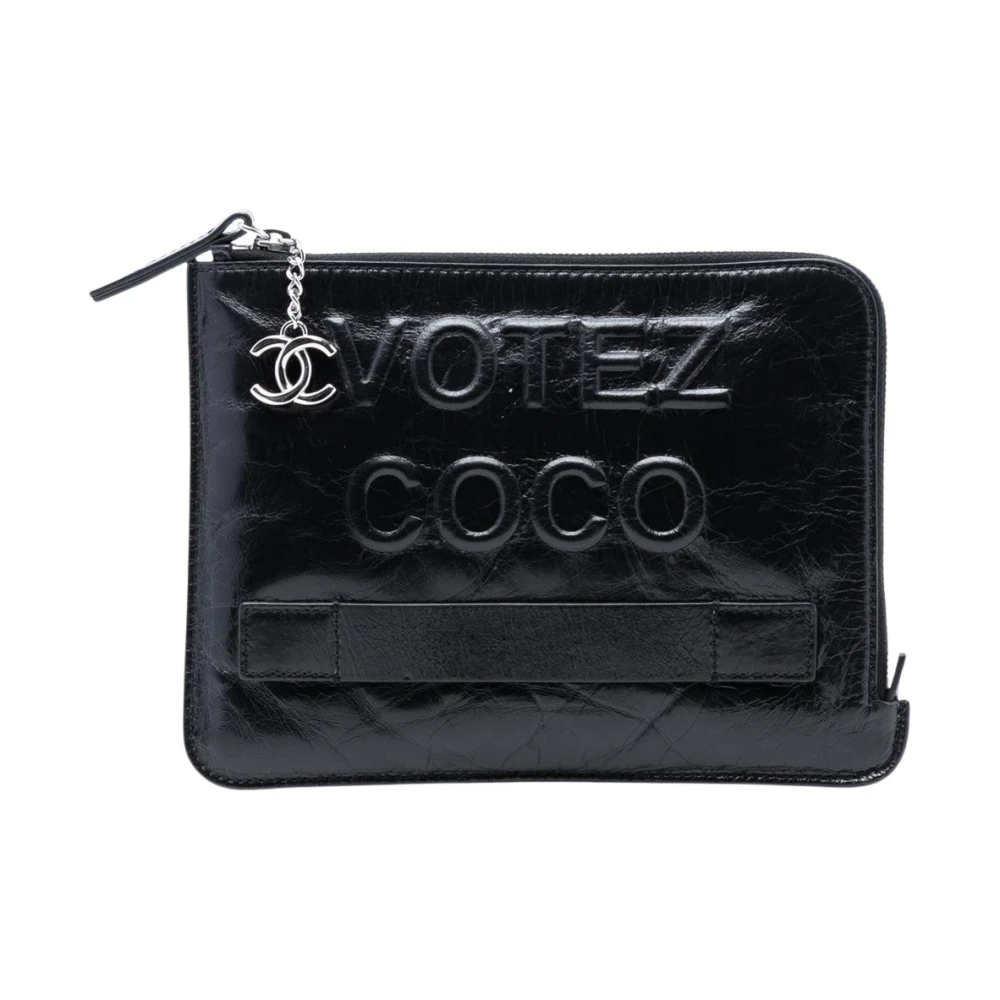 Chanel Vintage Women's Black Pre-Owned Zip Pouch