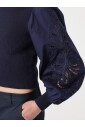 pull-en-tricot-blanc-manches-lasercut