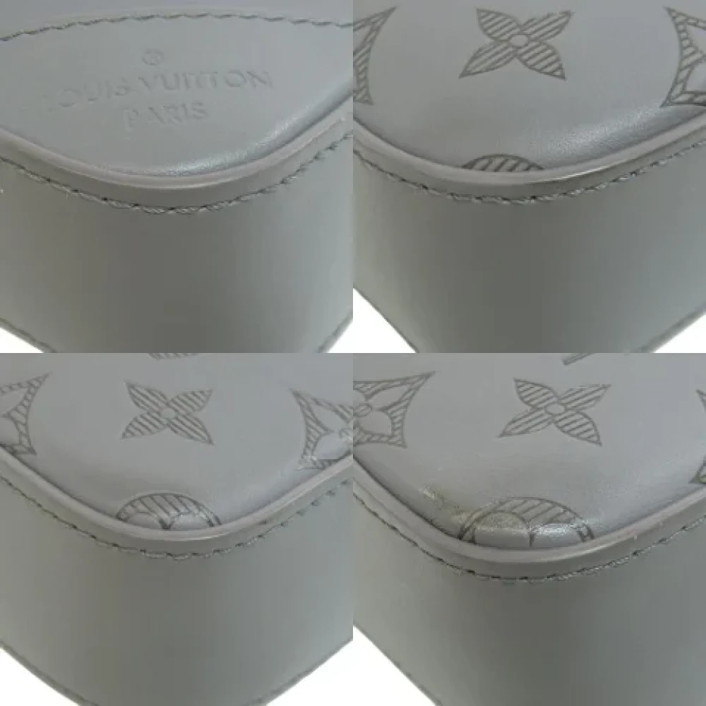 Louis Vuitton Vintage Pre-owned Leather louis-vuitton-bags Gray Heren