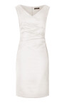 elegante-satijnen-jurk-met-plooien