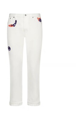 slim-fit-jeans