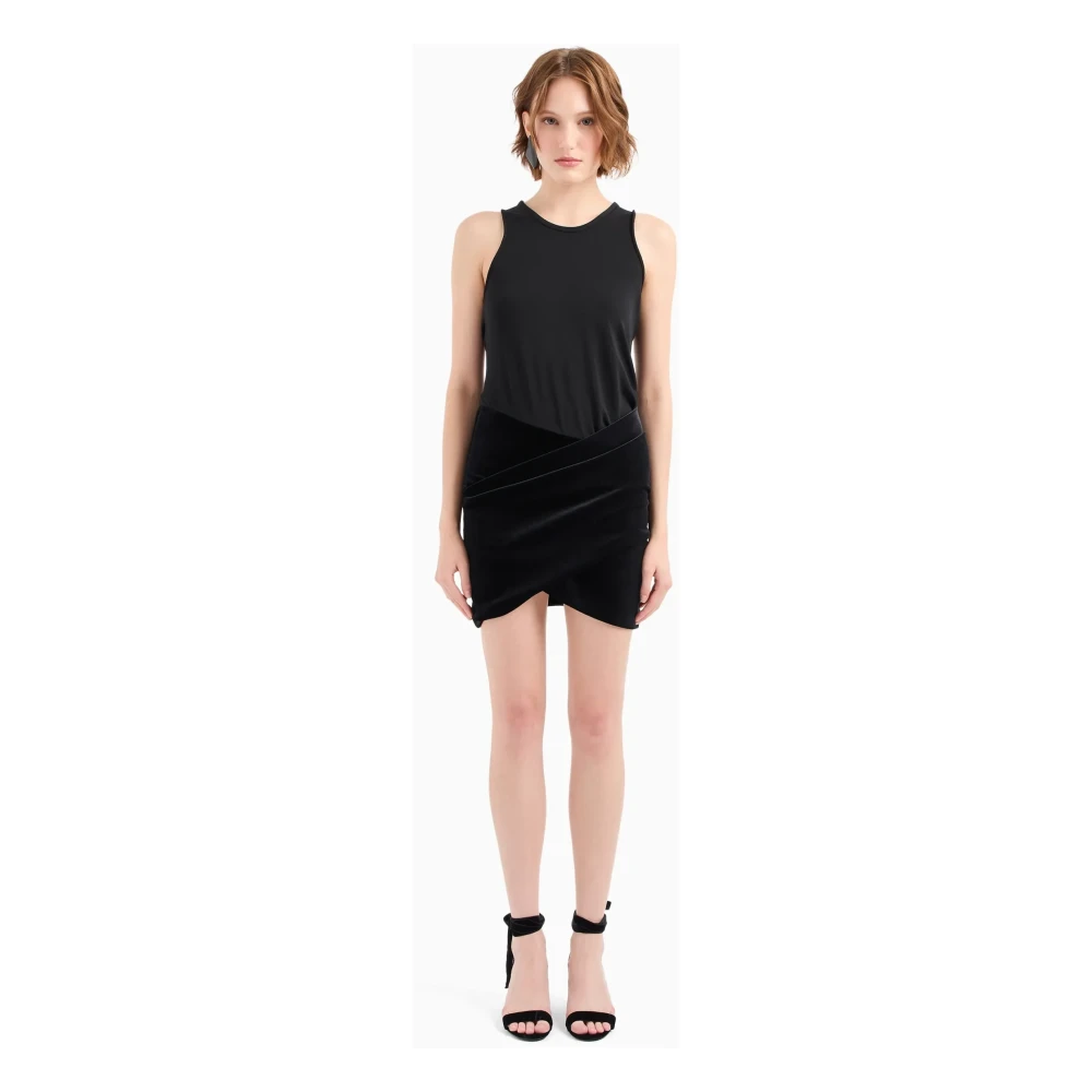 Emporio Armani Zwarte Mini Jurk met Tulpenzoom Black Dames