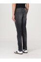 slim-jeans-for-men