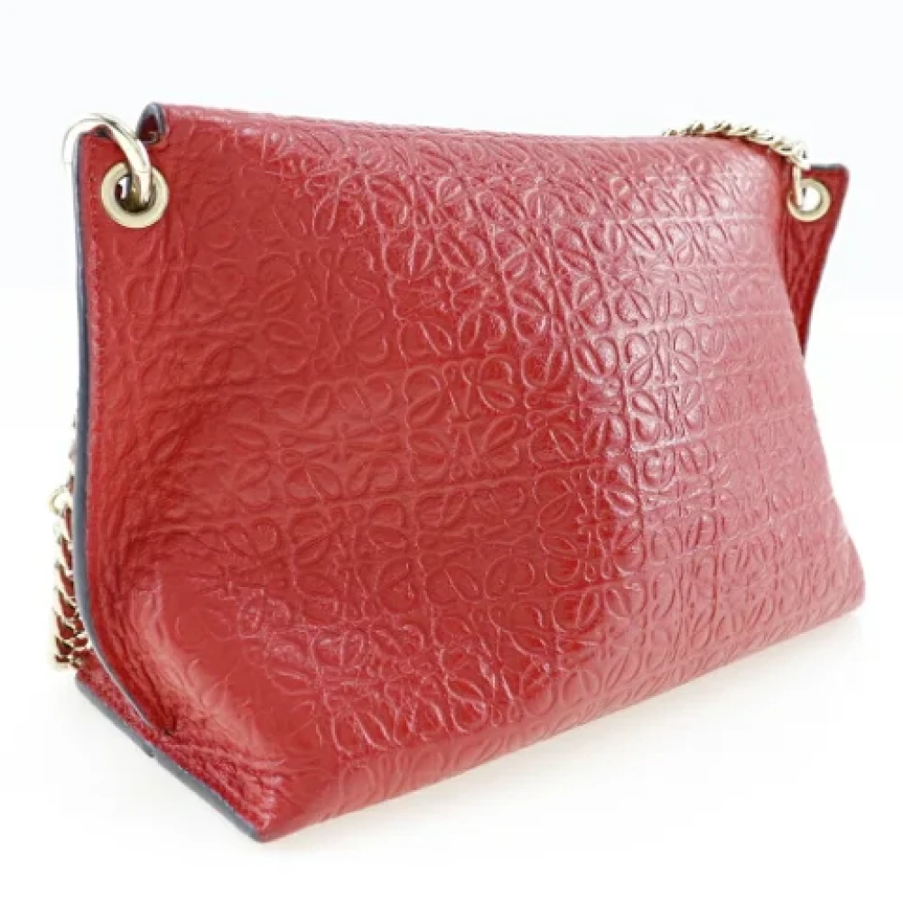 Loewe Pre-owned Fabric shoulder-bags Red Dames