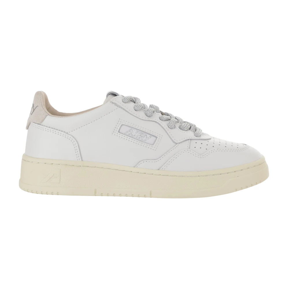 Autry Women's White Sneakers, 6 Uk, Medalist Low Trainers