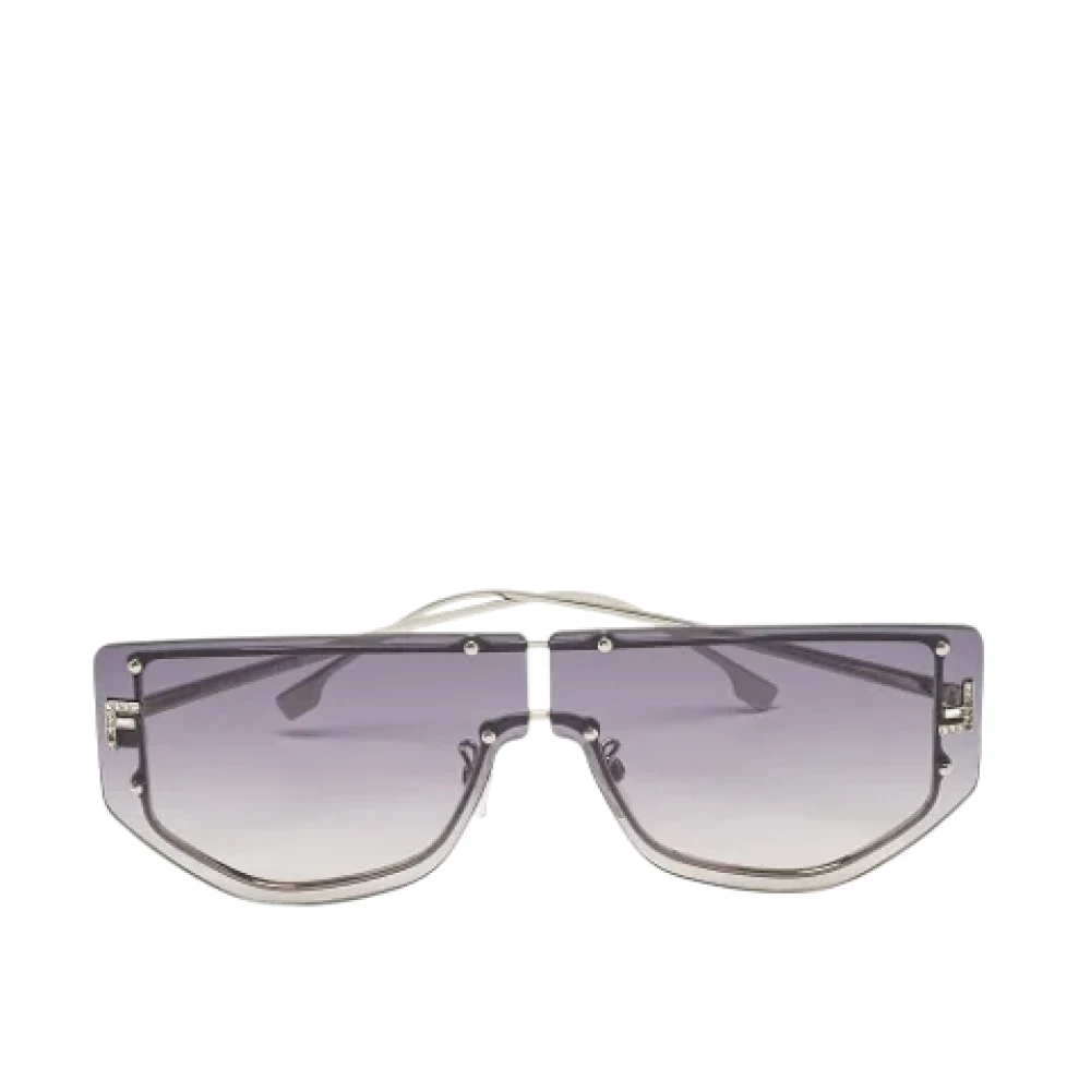 Fendi Vintage Pre-owned Metal sunglasses Gray Dames