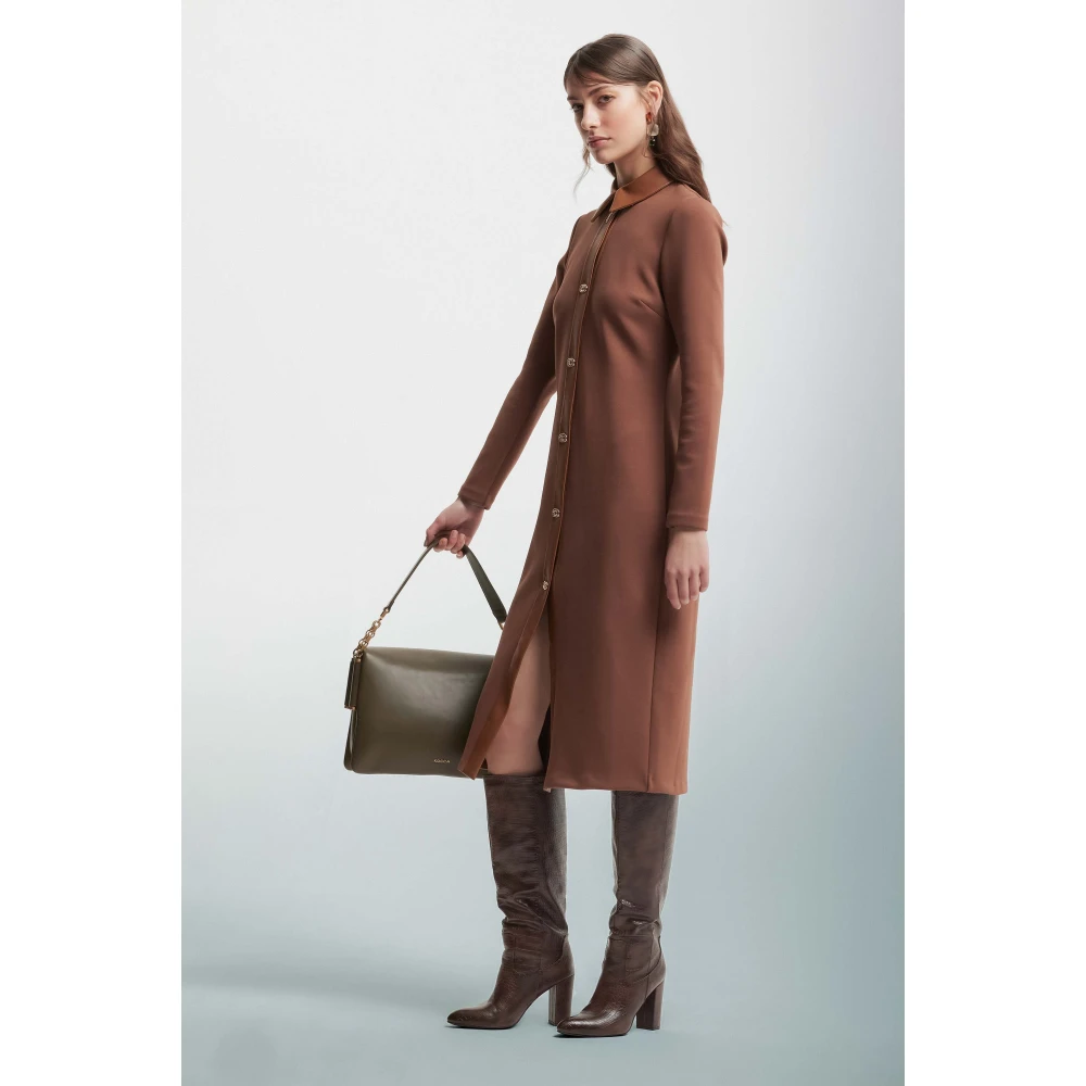 Kocca Stijlvolle Jurk met Metalen Knopen Brown Dames