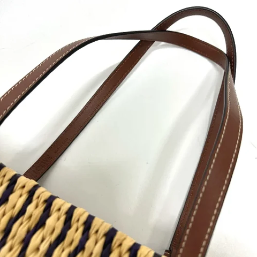 Loewe Pre-owned Fabric handbags Beige Dames