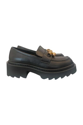 black-leather-loafers-with-treaded-sole
